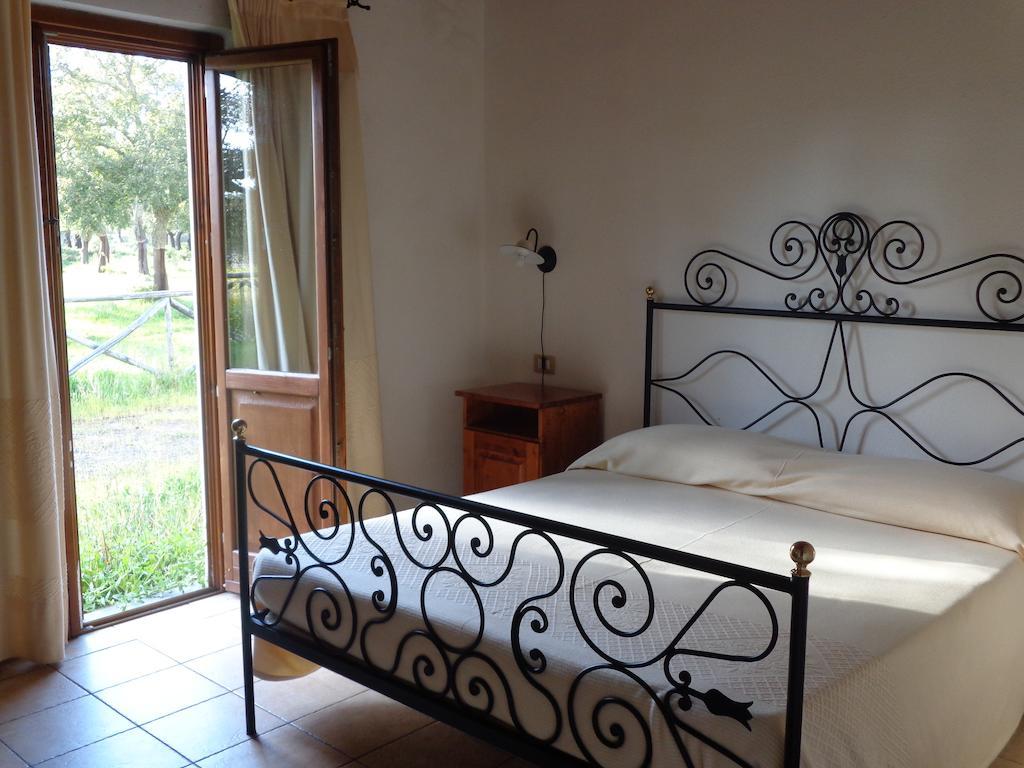 Hotel Su Baione Abbasanta Екстериор снимка